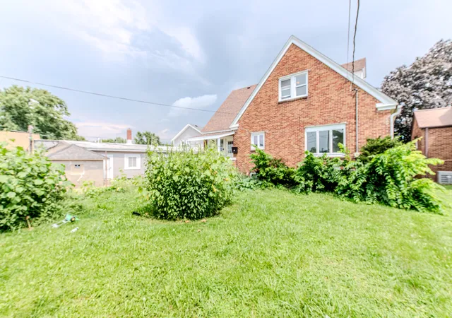 2nd image of 217 20th Ave, Ottawa, IL 61350 | MLS# 12693961