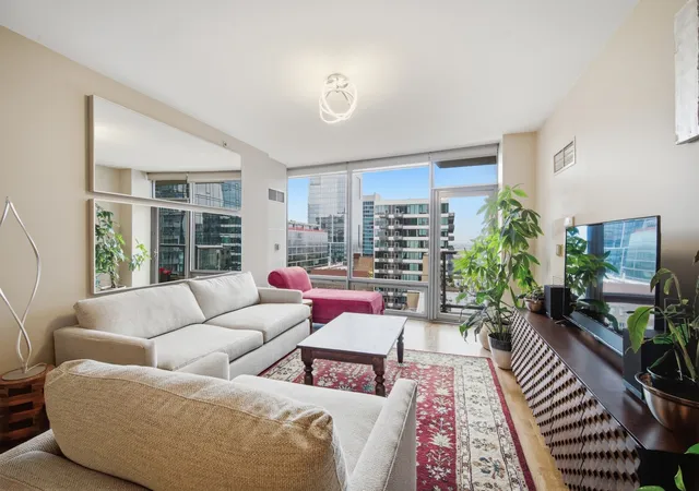 5th image of 100 E 14Th St #1209, Chicago, IL 60605 | MLS# 12694489