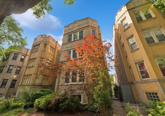 1st image of 2215 W Arthur Ave, Chicago, IL 60645 | MLS# 12695308