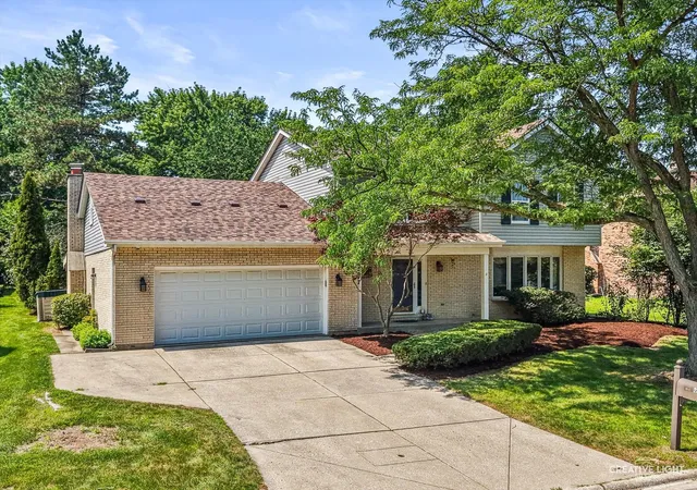 Photo 3 of Single family home for sale at 2277 Ridgewood Rd, Lisle, IL 60532 | MLS# 12695379 | Listing updated on 2026-09-02