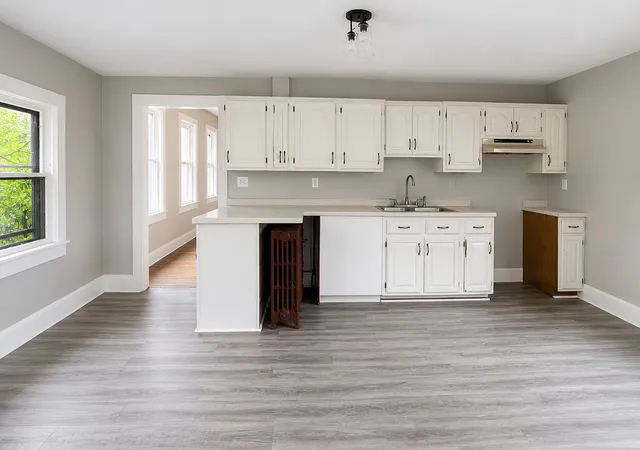 Photo 4 of Single family home for sale at 204 S Main St, Sheffield, IL 61361 | MLS# 12695502 | Listing updated on 2026-08-27