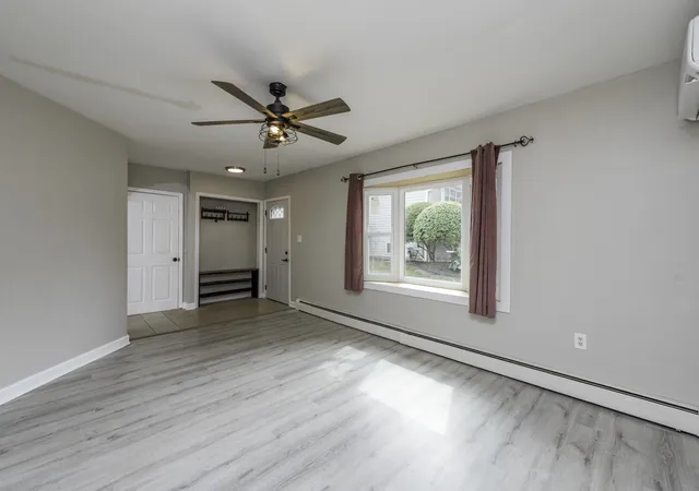 4th image of 10081 W Pickford Ave, Beach Park, IL 60099 | MLS# 12696346