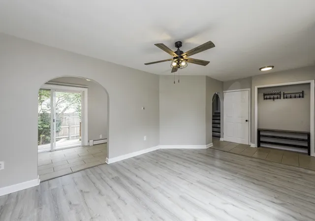 5th image of 10081 W Pickford Ave, Beach Park, IL 60099 | MLS# 12696346