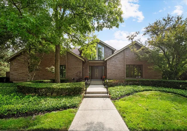 1st image of 1317 Eskin Dr, Northbrook, IL 60062 | MLS# 12697099