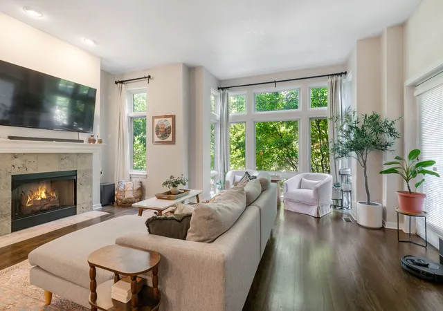 2nd image of 1715 W George St, Chicago, IL 60657 | MLS# 12697731