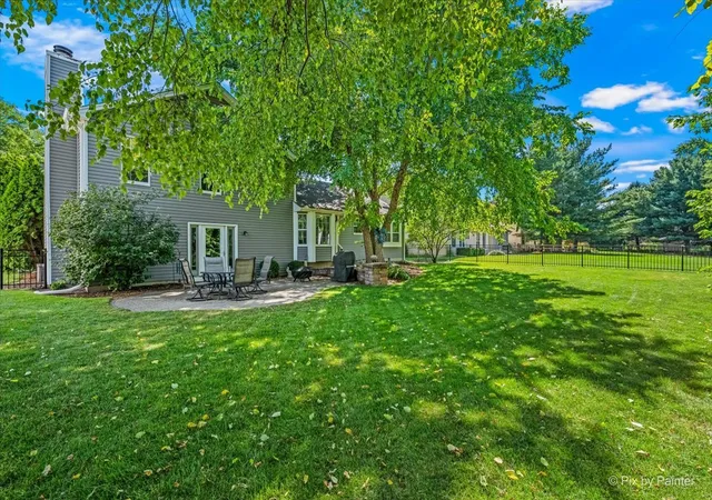 3rd image of 2639 Berkshire Dr, Geneva, IL 60134 | MLS# 12698068