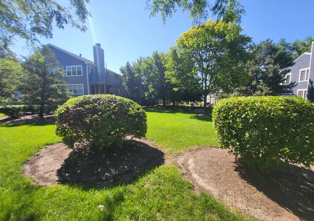 Photo 14 of Sale Pending at 1120 S Parkside Dr, Palatine, IL 60067 | MLS# 12698373 | Listing updated on 2026-09-01
