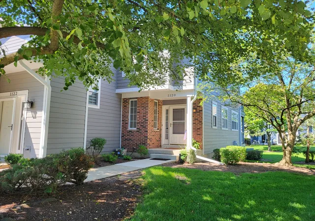 Photo 2 of Sale Pending at 1120 S Parkside Dr, Palatine, IL 60067 | MLS# 12698373 | Listing updated on 2026-09-01