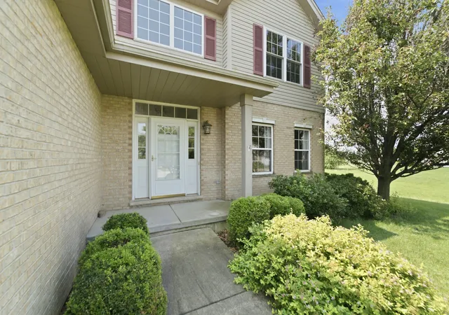 3rd image of 526 Gipp Dr, Manteno, IL 60950 | MLS# 12698906