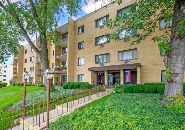 Photo 2 of Condo for sale at 6670 S Brainard Ave #404, Countryside, IL 60525 | MLS# 12699121 | Listing updated on 2026-09-09