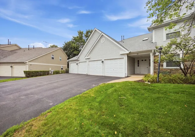 2nd image of 66 Beechmont Ct #Z1, Schaumburg, IL 60193 | MLS# 12699426