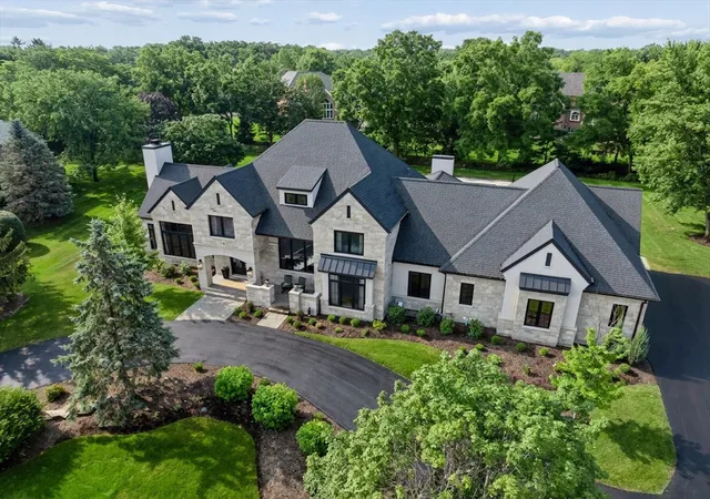 1st image of 14 Carnoustie Ln, Inverness, IL 60067 | MLS# 12700019