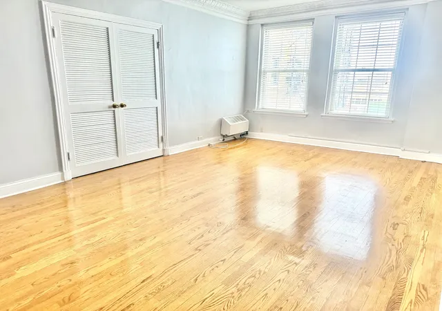 2nd image of 6101 N Sheridan Rd #11E, Chicago, IL 60660 | MLS# 12700197
