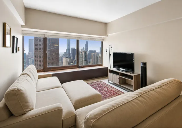 4th image of 175 E Delaware Pl #4921, Chicago, IL 60611 | MLS# 12700439