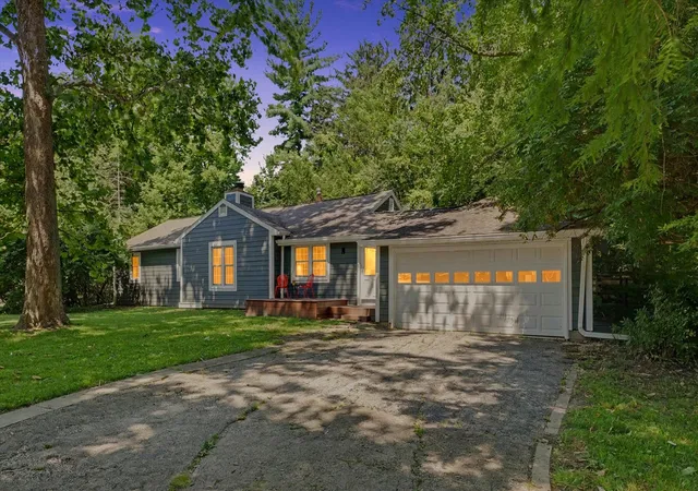 Photo 3 of Single family home for sale at 204 E George Huff Dr, Urbana, IL 61801 | MLS# 12700998 | Listing updated on 2026-08-20