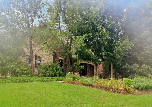4th image of 20102 Oakwood Dr, Mokena, IL 60448 | MLS# 12701123