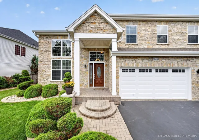 2nd image of 10435 Aldridge Dr, Huntley, IL 60142 | MLS# 12701243
