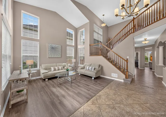 5th image of 10435 Aldridge Dr, Huntley, IL 60142 | MLS# 12701243