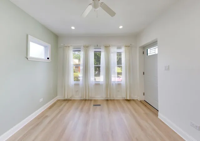4th image of 8915 S Racine Ave, Chicago, IL 60620 | MLS# 12701490