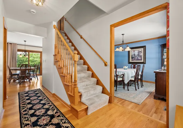 Photo 4 of Single family home for sale at 1239 Yorkshire Dr S, Sycamore, IL 60178 | MLS# 12701839 | Listing updated on 2026-09-06