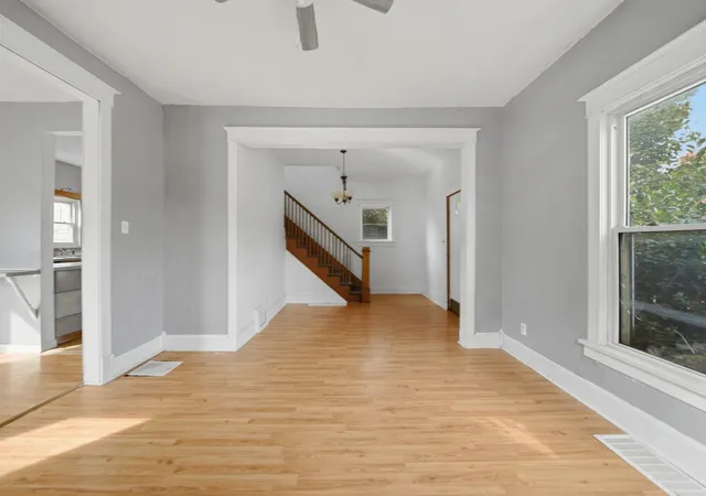 3rd image of 1502 E 4Th St, Sterling, IL 60181 | MLS# 12701862