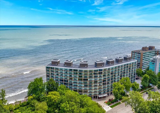 2nd image of 1630 Sheridan Rd #9G, Wilmette, IL 60091 | MLS# 12702347