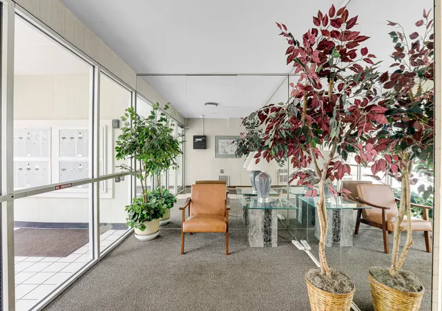 5th image of 148Th Cir Ave, Forest Park, IL 60130