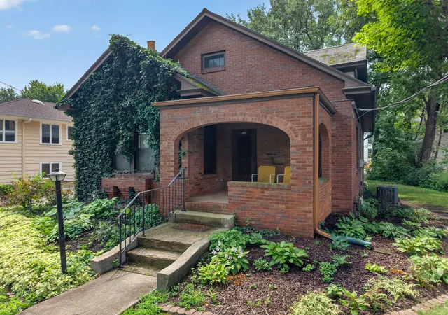 2nd image of 721 Congress St, Ottawa, IL 61350 | MLS# 12702942