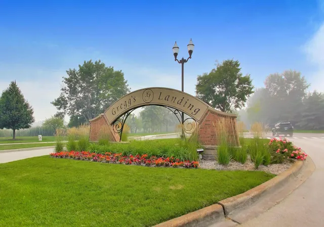 2nd image of 1960 Crenshaw Cir #1960, Vernon Hills, IL 60061 | MLS# 12703105