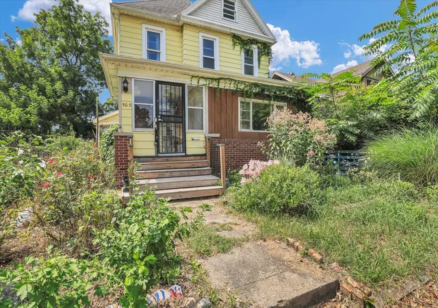 3rd image of 505 N Mckinley Ave, Champaign, IL 61821 | MLS# 12703161