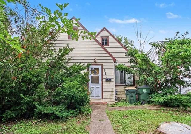 Photo 1 of Single family home for sale at 317 Grandview Dr, Round Lake Park, IL 60073 | MLS# 12703165 | Listing updated on 2026-08-28