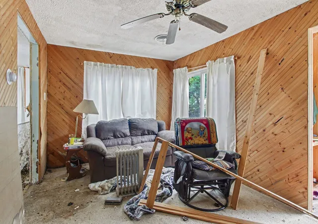 Photo 3 of Single family home for sale at 317 Grandview Dr, Round Lake Park, IL 60073 | MLS# 12703165 | Listing updated on 2026-08-28