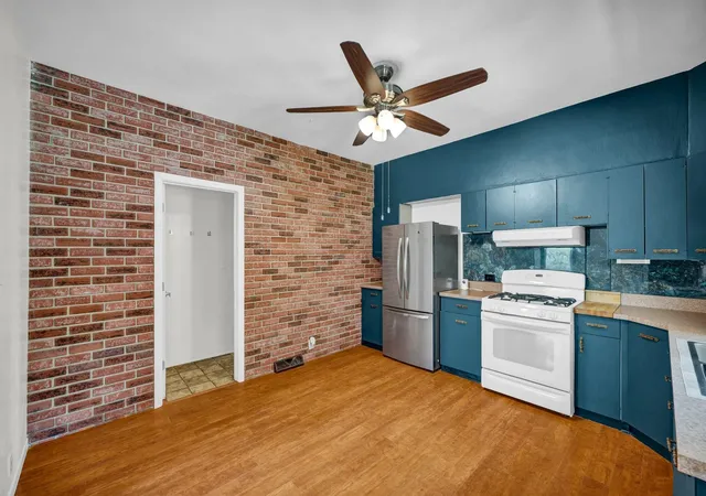 5th image of 1108 S Clayton St, Bloomington, IL 61701 | MLS# 12703254