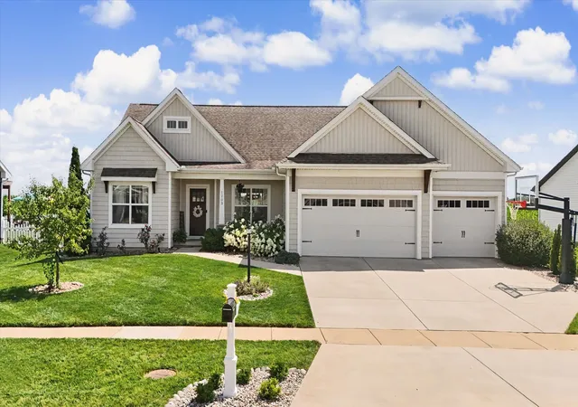 2nd image of 1203 Morningside Ln, Mahomet, IL 61853 | MLS# 12703704
