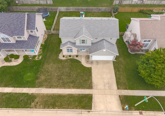 1st image of 1410 Tralee Ln, Bloomington, IL 61704 | MLS# 12703727