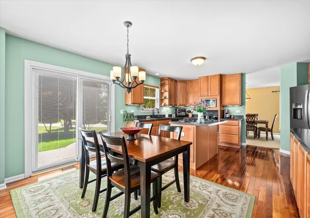 5th image of 634 Homestead Ct, Aurora, IL 60506 | MLS# 12703927