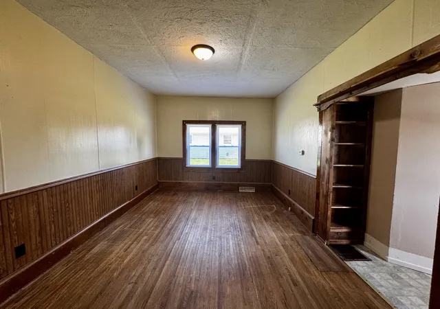 Photo 4 of Single family home for sale at 104 N Memorial St, Ohio, IL 61349 | MLS# 12704008 | Listing updated on 2026-08-20