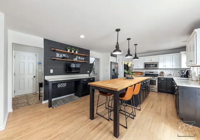 Photo 3 of Single family home for sale at 13707 Shriver Ct, Plainfield, IL 60544 | MLS# 12704034 | Listing updated on 2026-08-19