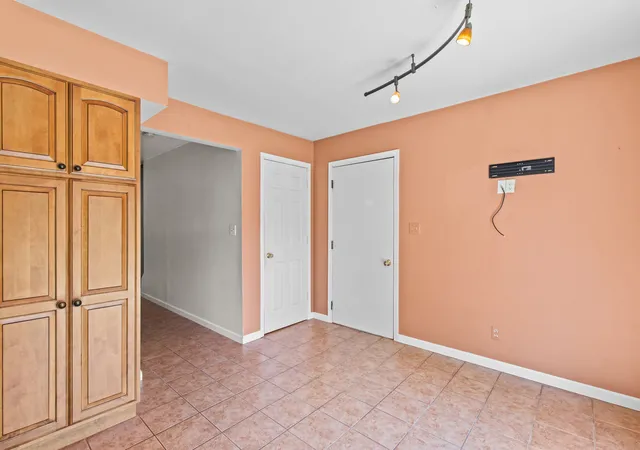 3rd image of 481 Lasalle Dr, Lake Holiday, IL 60552 | MLS# 12704289