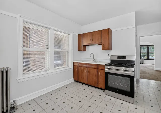 5th image of 5644-46 W Melrose St, Chicago, IL 60634 | MLS# 12704474