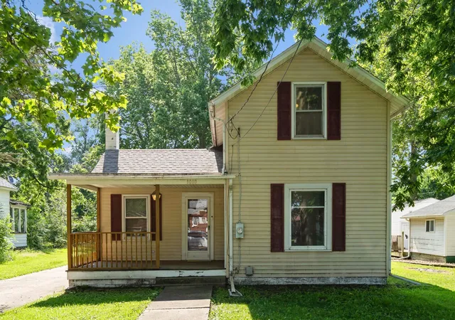 1st image of 1010 Main St, Erie, IL 61250 | MLS# 12704479