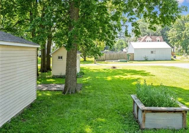25th image of 1010 Main St, Erie, IL 61250 | MLS# 12704479
