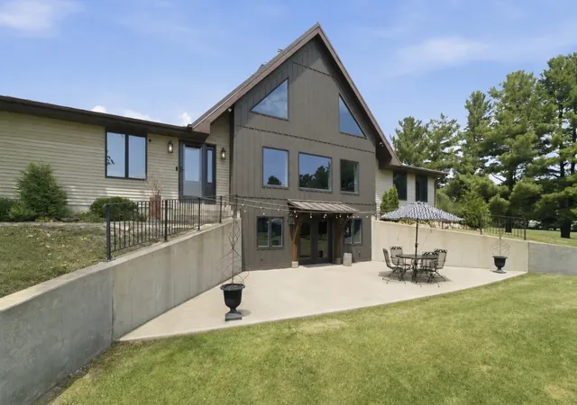 4th image of 2437 N 1480 East Rd, Ashkum, IL 60911 | MLS# 12704675