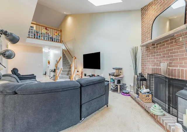 Photo 3 of Townhouse for sale at 367 Inner Cir Dr, Bolingbrook, IL 60490 | MLS# 12704795 | Listing updated on 2026-09-28