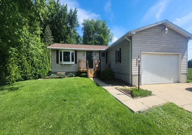 3rd image of 3929 E 769Th Rd, Triumph, IL 61371 | MLS# 12704825