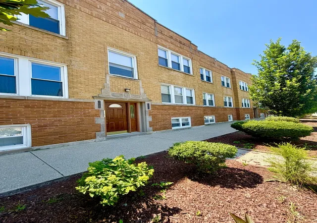 1st image of 3049 W Grace St #1, Chicago, IL 60618 | MLS# 12704873