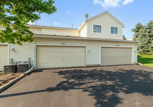 17th image of 798 County Line Rd #798, Aurora, IL 60502 | MLS# 12704947