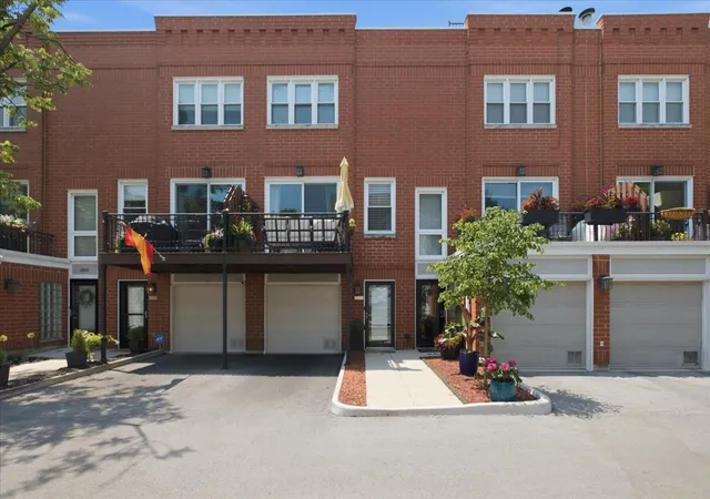 1st image of 2901 N Wolcott Ave #D, Chicago, IL 60657 | MLS# 12705052