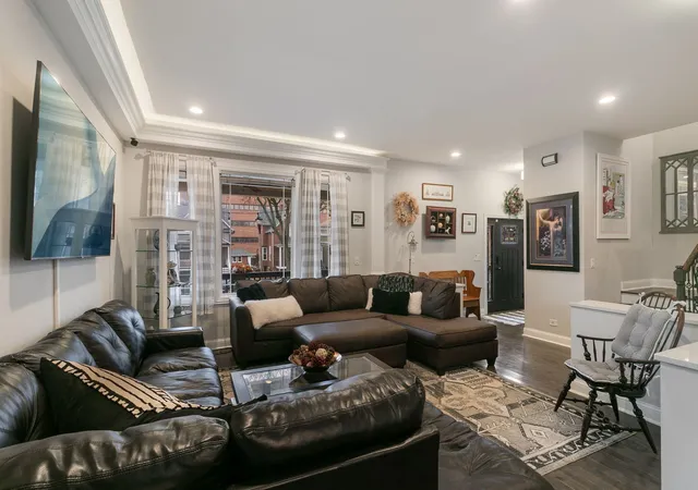 5th image of 3239 Wesley Ave, Berwyn, IL 60402 | MLS# 12705087