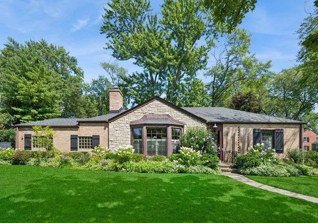 Photo 1 of Sale Pending at 1871 Elmwood Dr, Highland Park, IL 60035 | MLS# 12705309 | Listing updated on 2026-08-21